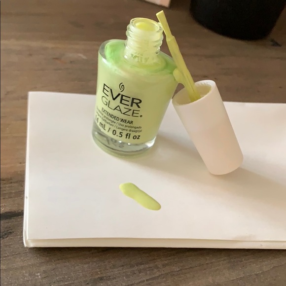 Pretty - Picture 4 of 4